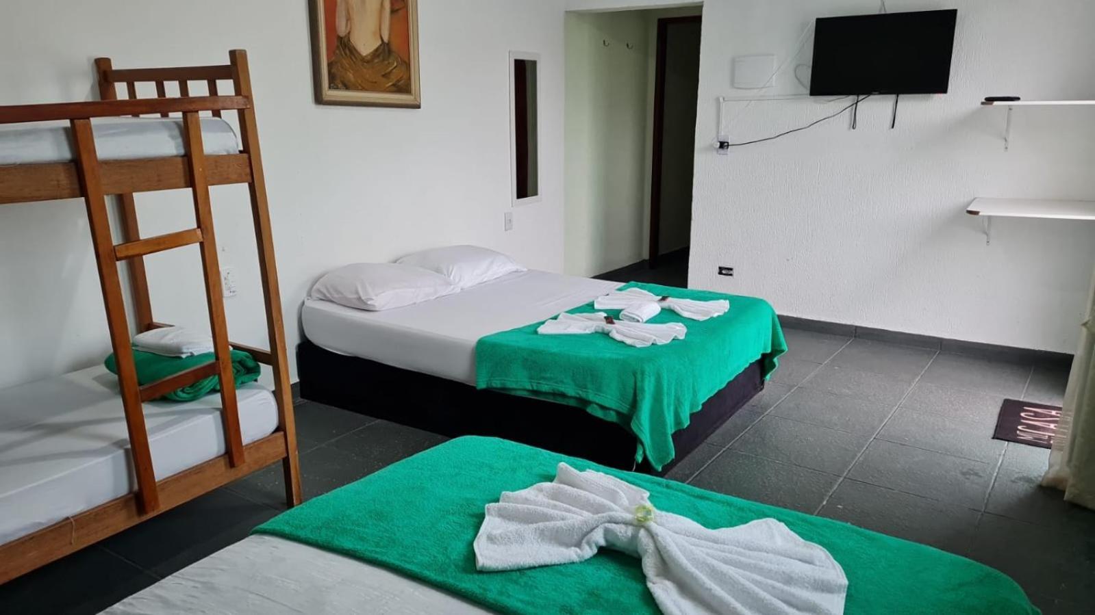 Porto Suítes Hostal *